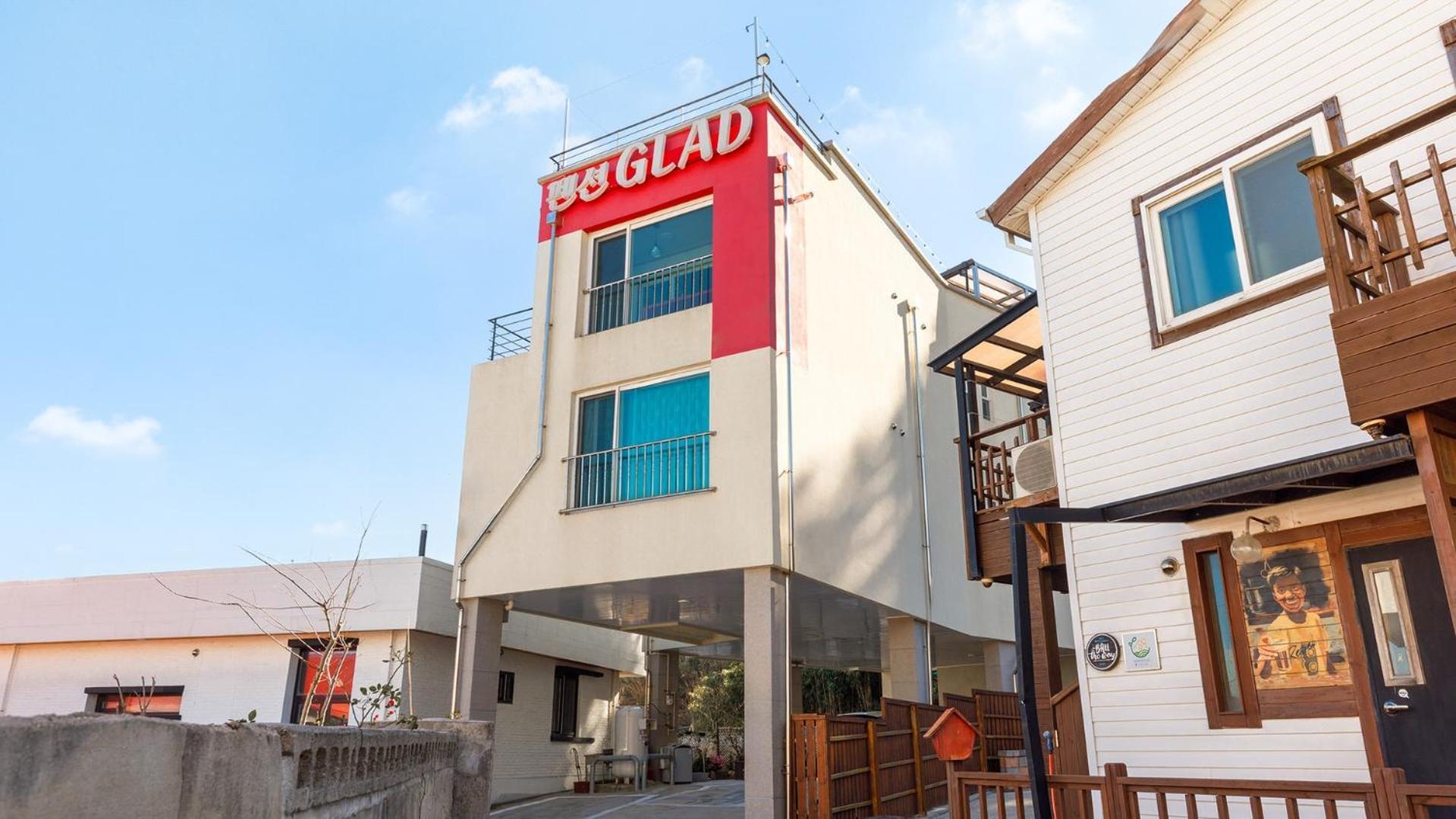 Gangneung Glad Pension Exterior foto